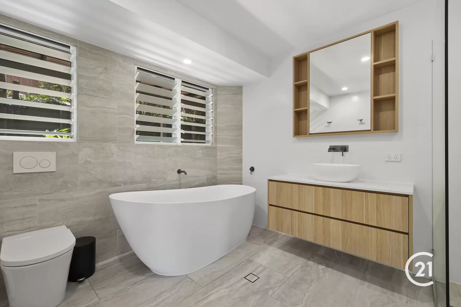Photo #13: 23 Woodland Drive, Peregian Beach - Sold by Ray White Noosa