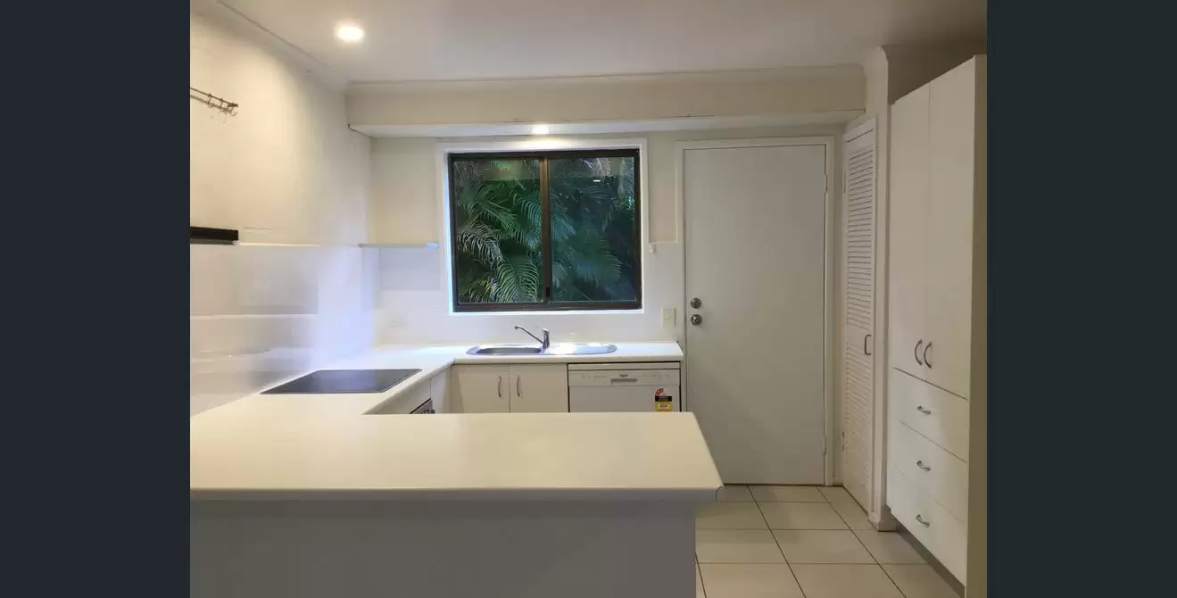 Photo #5: 2/2-4 Solway Drive, Sunshine Beach - Sold by Ray White Noosa
