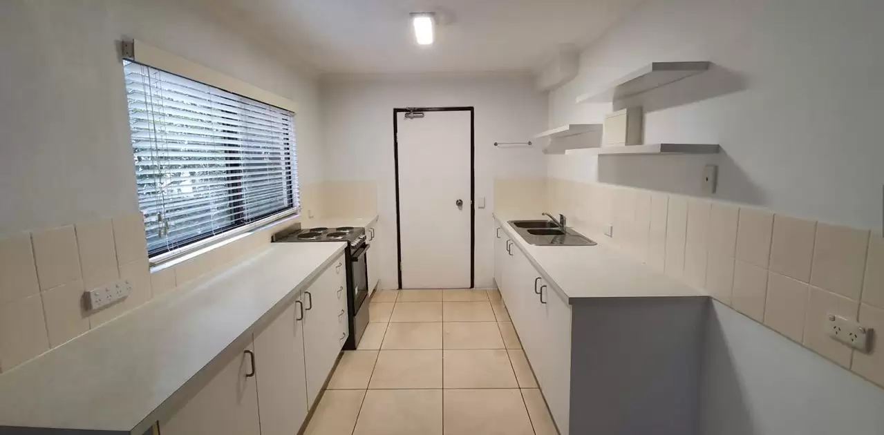 Photo #3: 1/25 Wyandra Street, Noosa Heads - Sold by Ray White Noosa