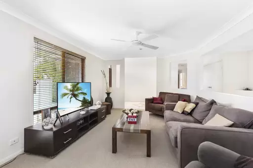18 Crestview Drive, Peregian Springs Sold by Ray White Noosa - image 9