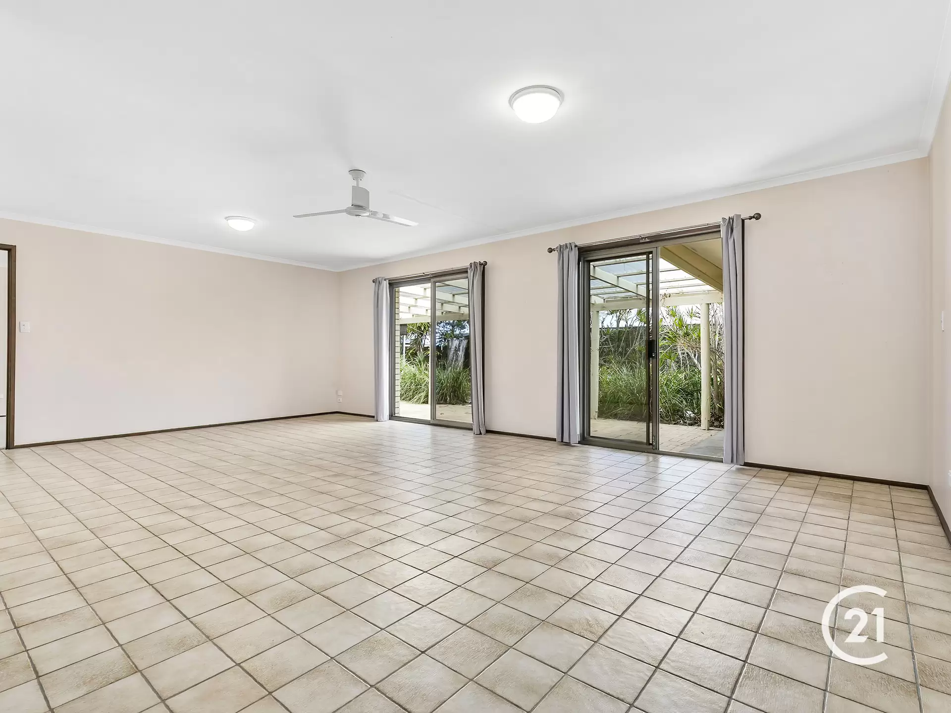Photo #5: 34 Wollomia Way, Sunrise Beach - Sold by Ray White Noosa