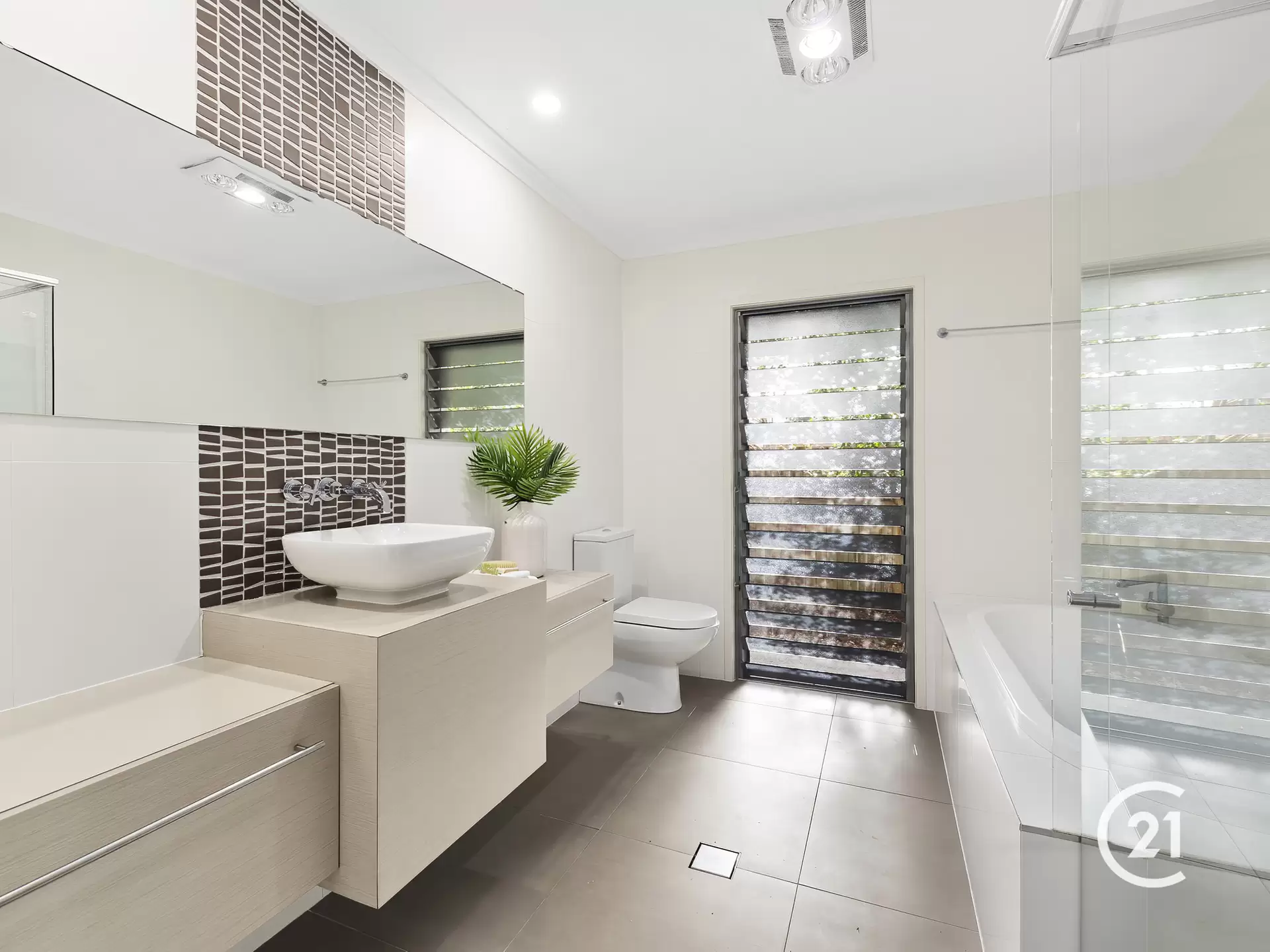 Photo #22: 31 Heron Court, Tewantin - Sold by Ray White Noosa