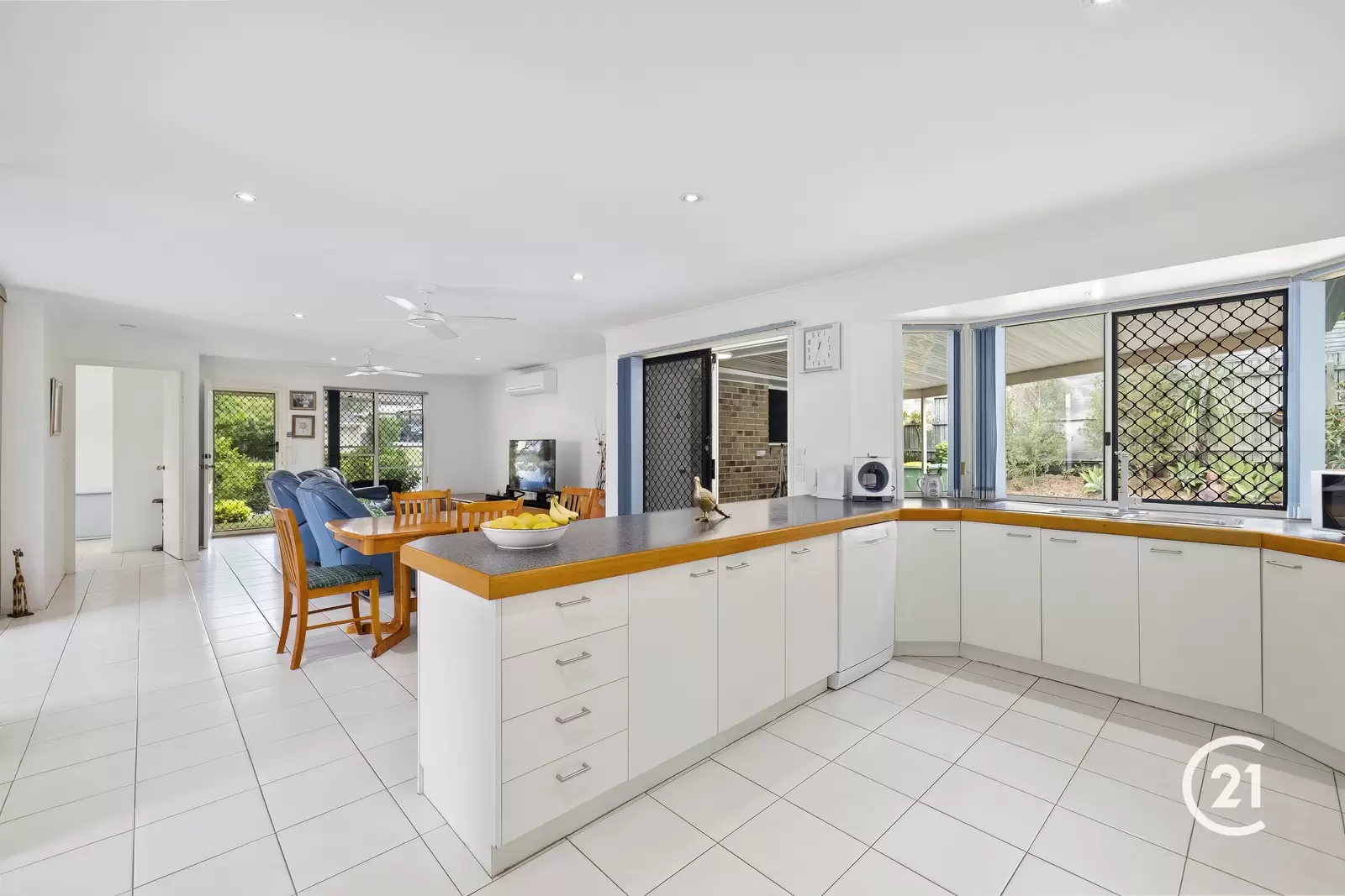 Photo #5: 6 Lintott Court, Noosaville - Sold by Ray White Noosa