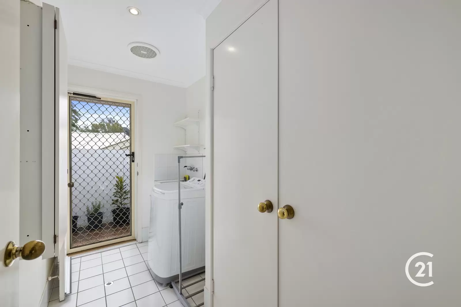 Photo #12: 6 Lintott Court, Noosaville - Sold by Ray White Noosa