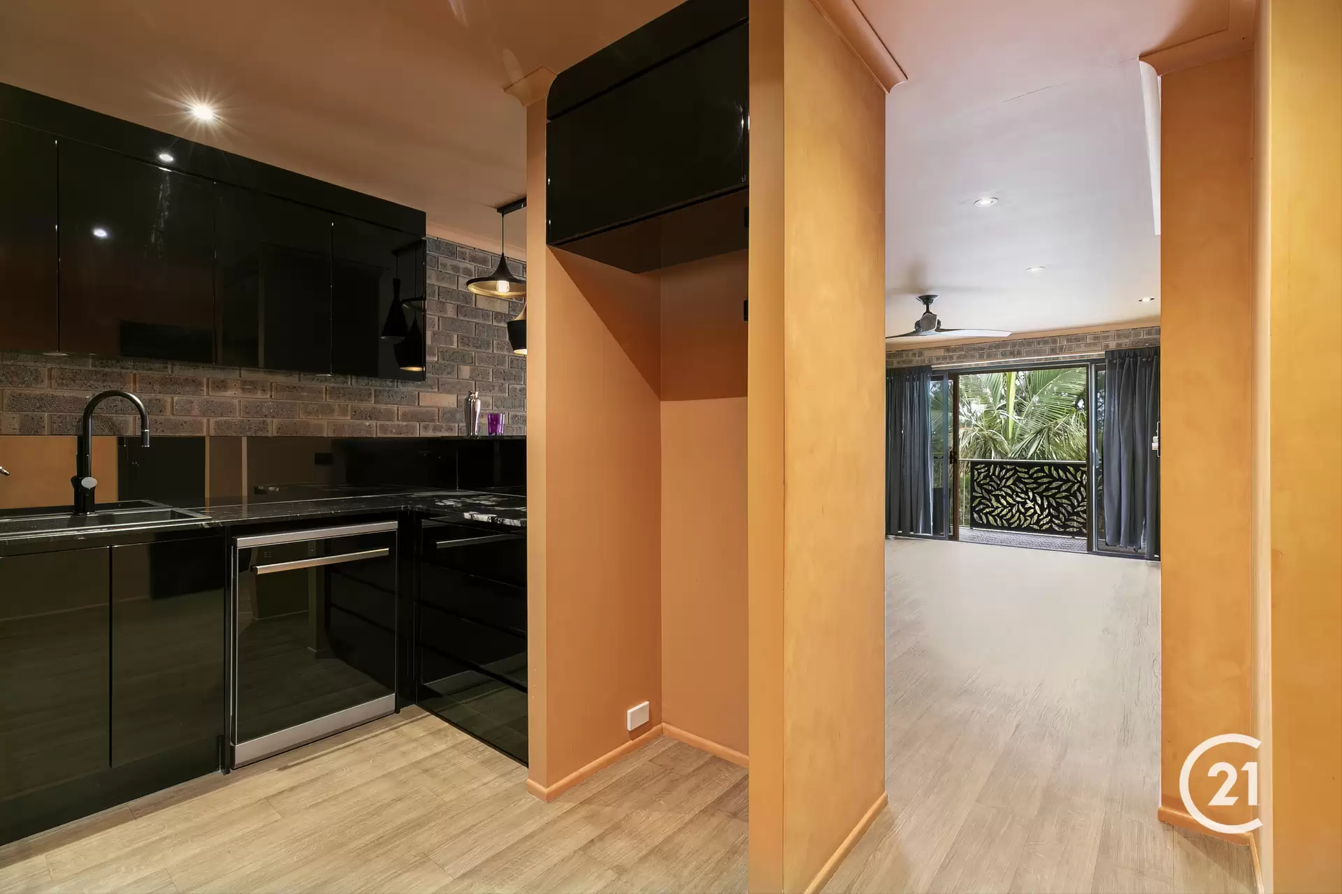 Photo #10: 7/19 Wyandra Street, Noosa Heads - Sold by Ray White Noosa