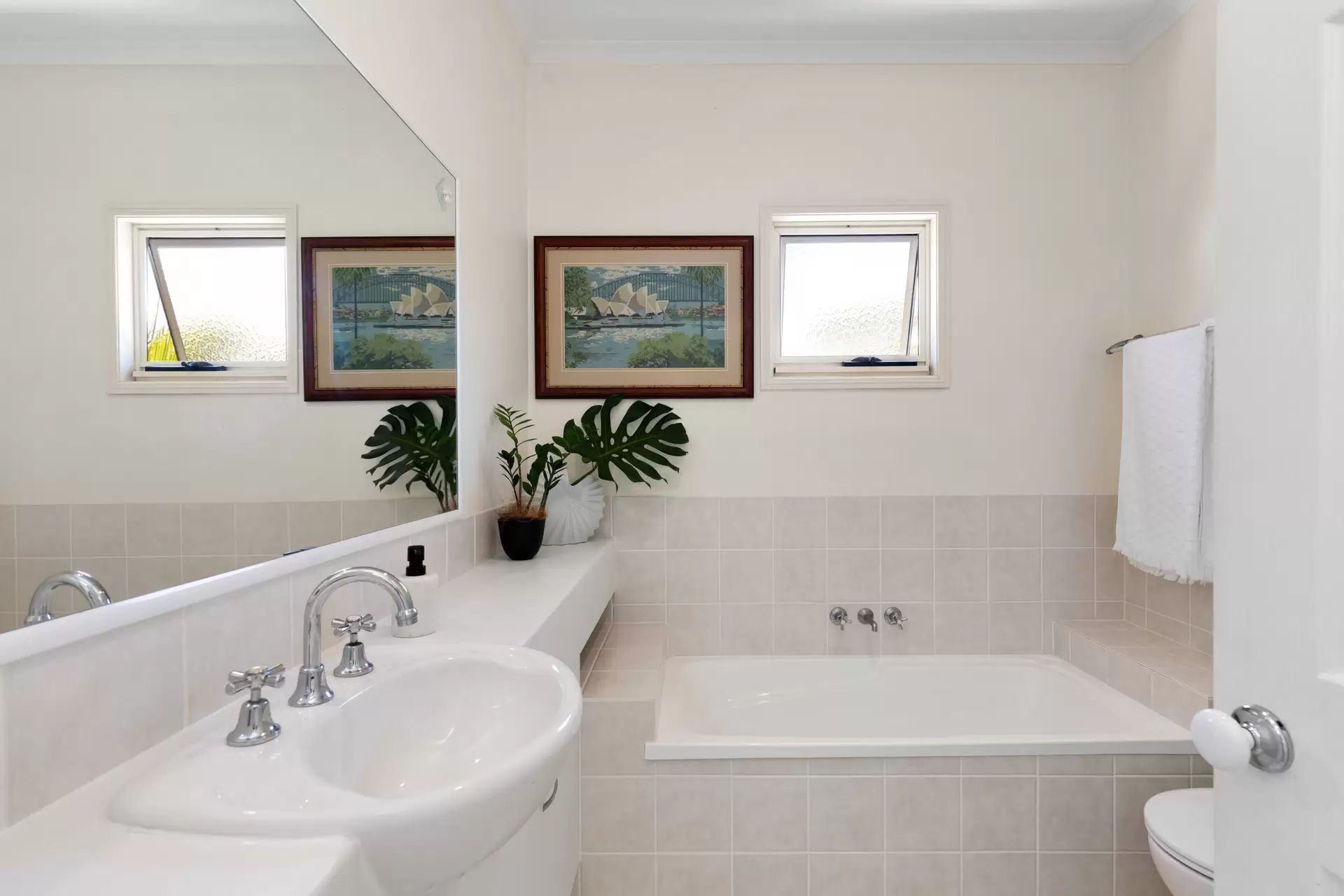 Photo #17: 3/7 Lipton Street, Sunrise Beach - Sold by Ray White Noosa