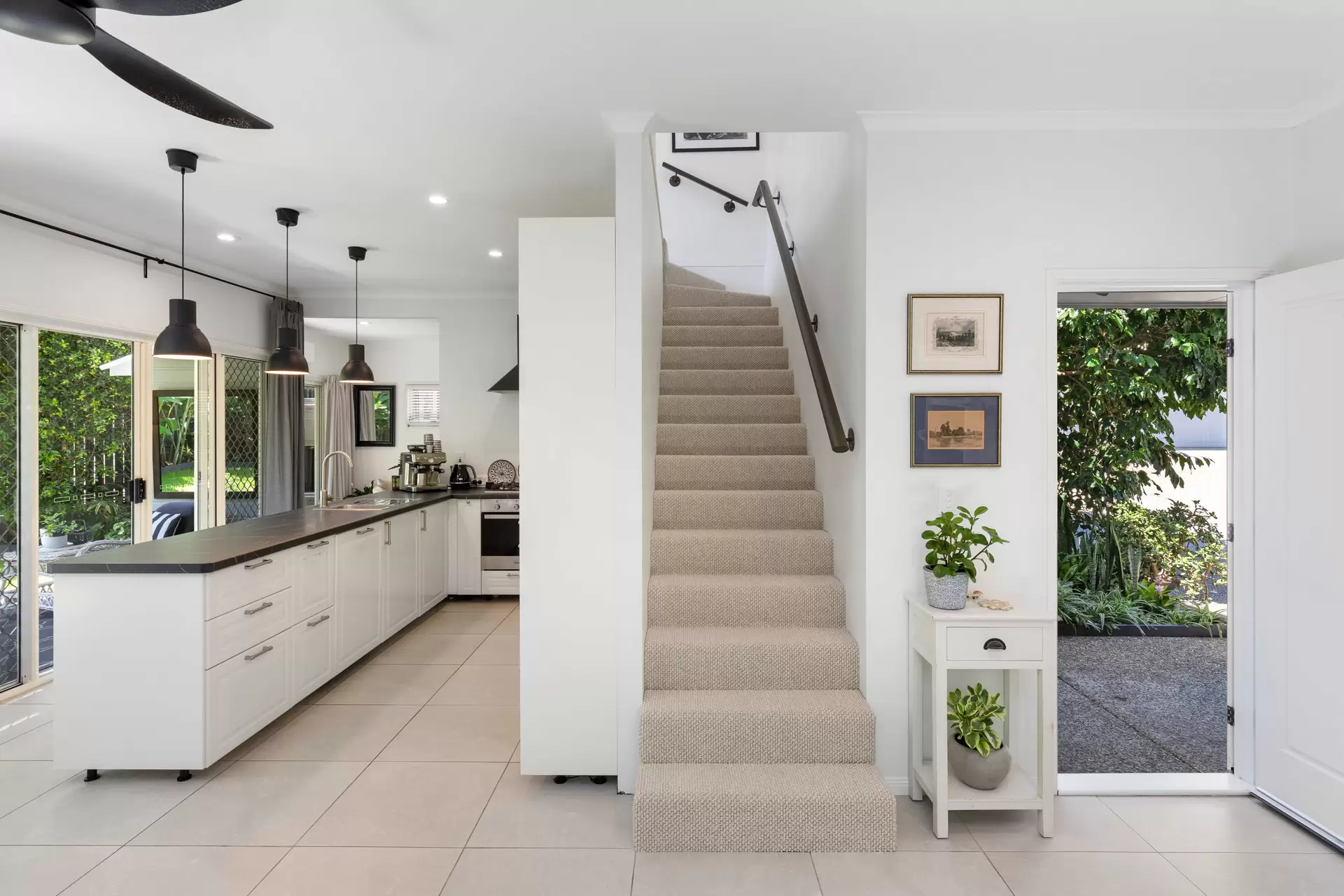 Photo #10: 3/7 Lipton Street, Sunrise Beach - Sold by Ray White Noosa