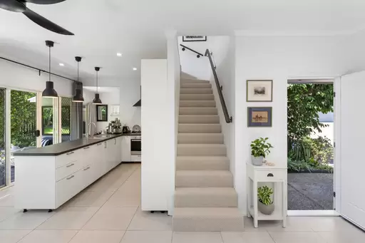 3/7 Lipton Street, Sunrise Beach Sold by Ray White Noosa - image 10