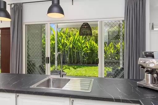 3/7 Lipton Street, Sunrise Beach Sold by Ray White Noosa - image 7