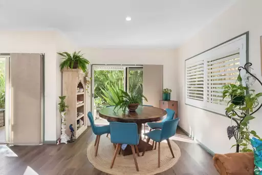 1/7 Lipton Street, Sunrise Beach Sold by Ray White Noosa - image 2