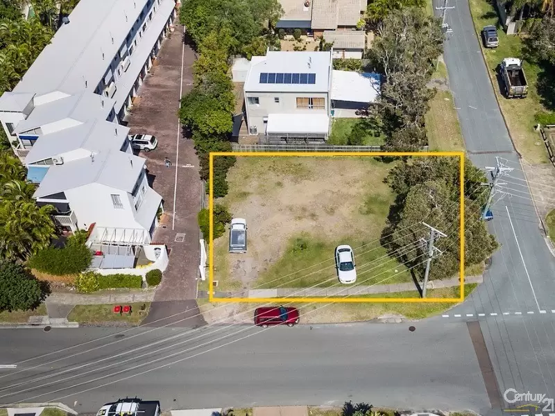 Photo #7: 3 Lowry Street, Peregian Beach - Sold by Ray White Noosa