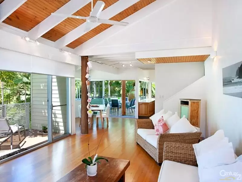 Photo #3: 24 Seaview Terrace, Sunshine Beach - Sold by Ray White Noosa