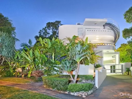 1/8 Noosa Drive, Noosa Heads Sold by Ray White Noosa