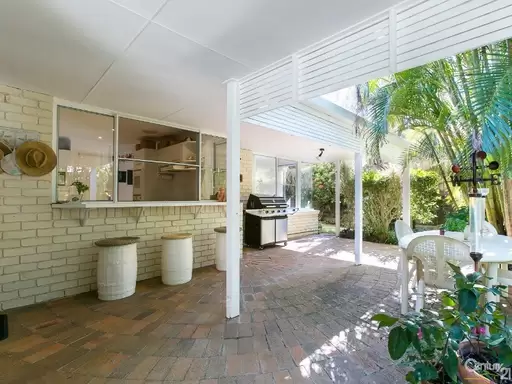 12 Daybreak Court, Castaways Beach Sold by Ray White Noosa - image 4