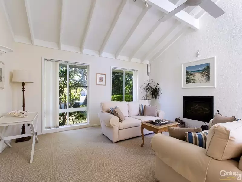 Photo #17: 12 Daybreak Court, Castaways Beach - Sold by Ray White Noosa