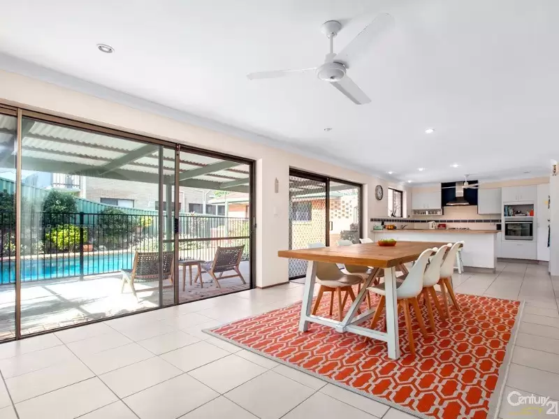 Photo #4: 56 Peregian Esplanade, Peregian Beach - Sold by Ray White Noosa