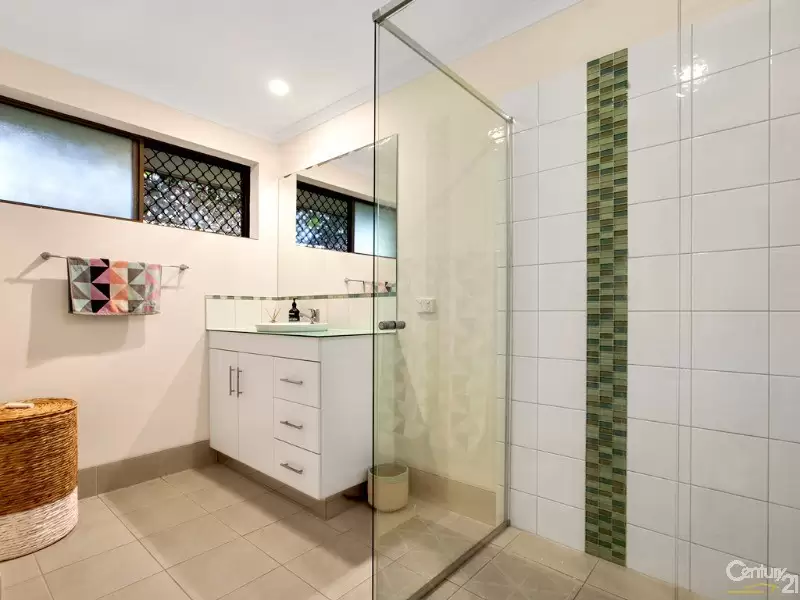 Photo #8: 56 Peregian Esplanade, Peregian Beach - Sold by Ray White Noosa