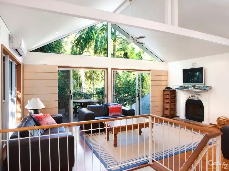 Photo #8: 32 Mitti Street, Noosa Heads - Sold by Ray White Noosa