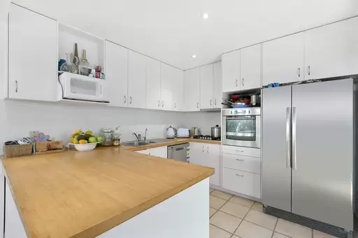 6 Weyba Street, Sunshine Beach Sold by Ray White Noosa - image 5