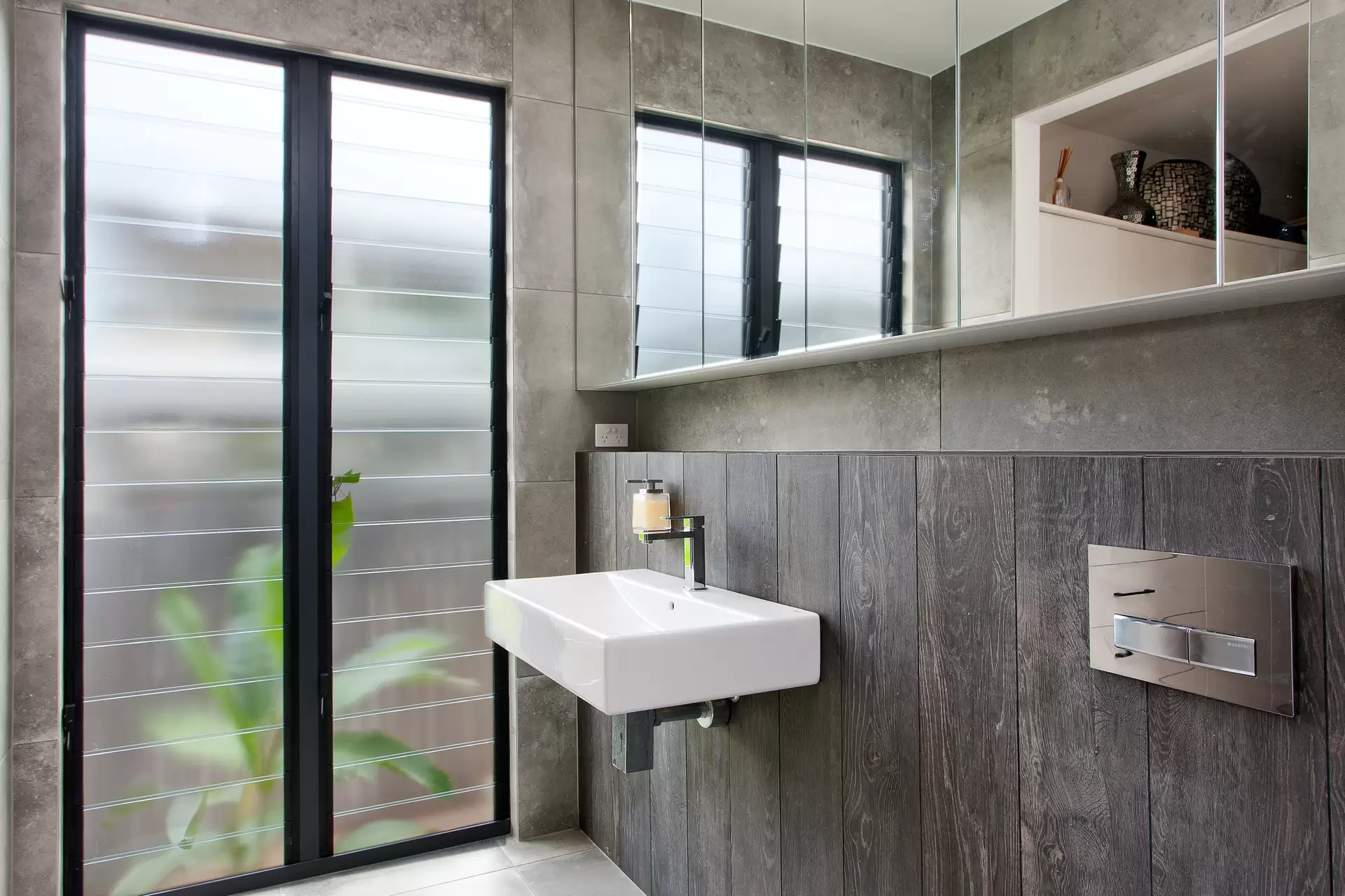 Photo #16: 18 Kingfisher Drive, Peregian Beach - Sold by Ray White Noosa