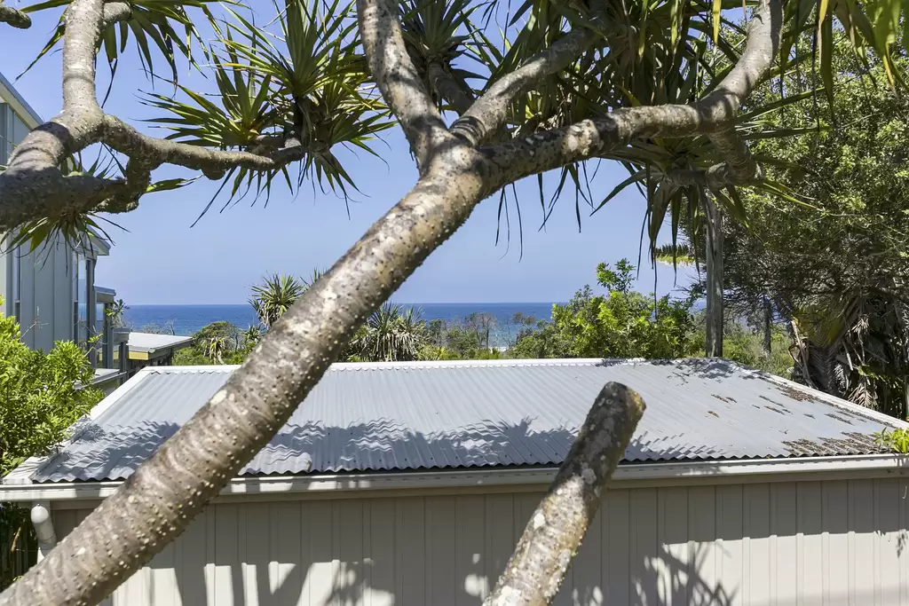 Photo #9: 16 Plover Street, Peregian Beach - Sold by Ray White Noosa
