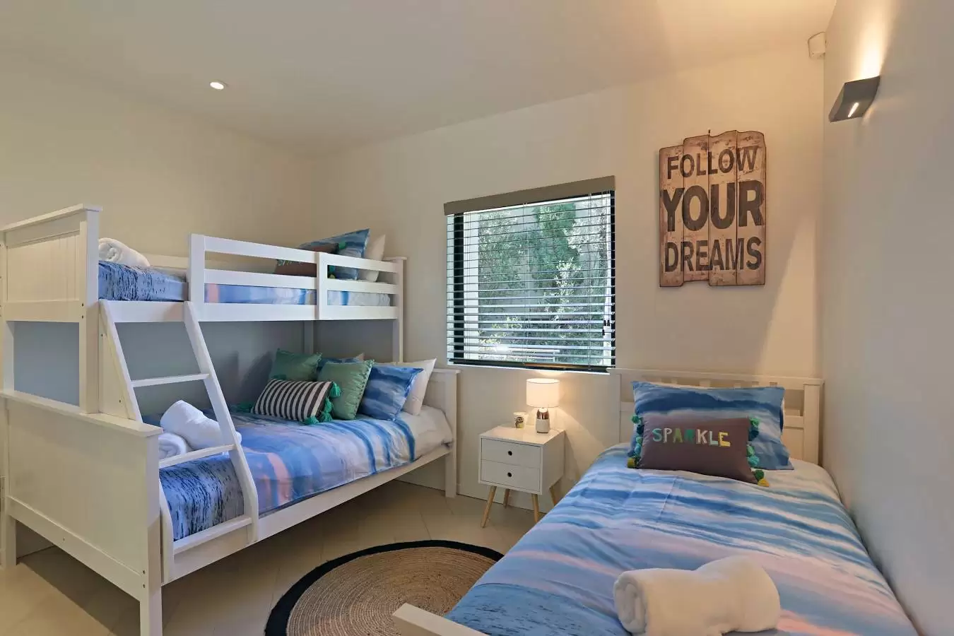 Photo #22: 19 Ross Crescent, Sunshine Beach - Sold by Ray White Noosa