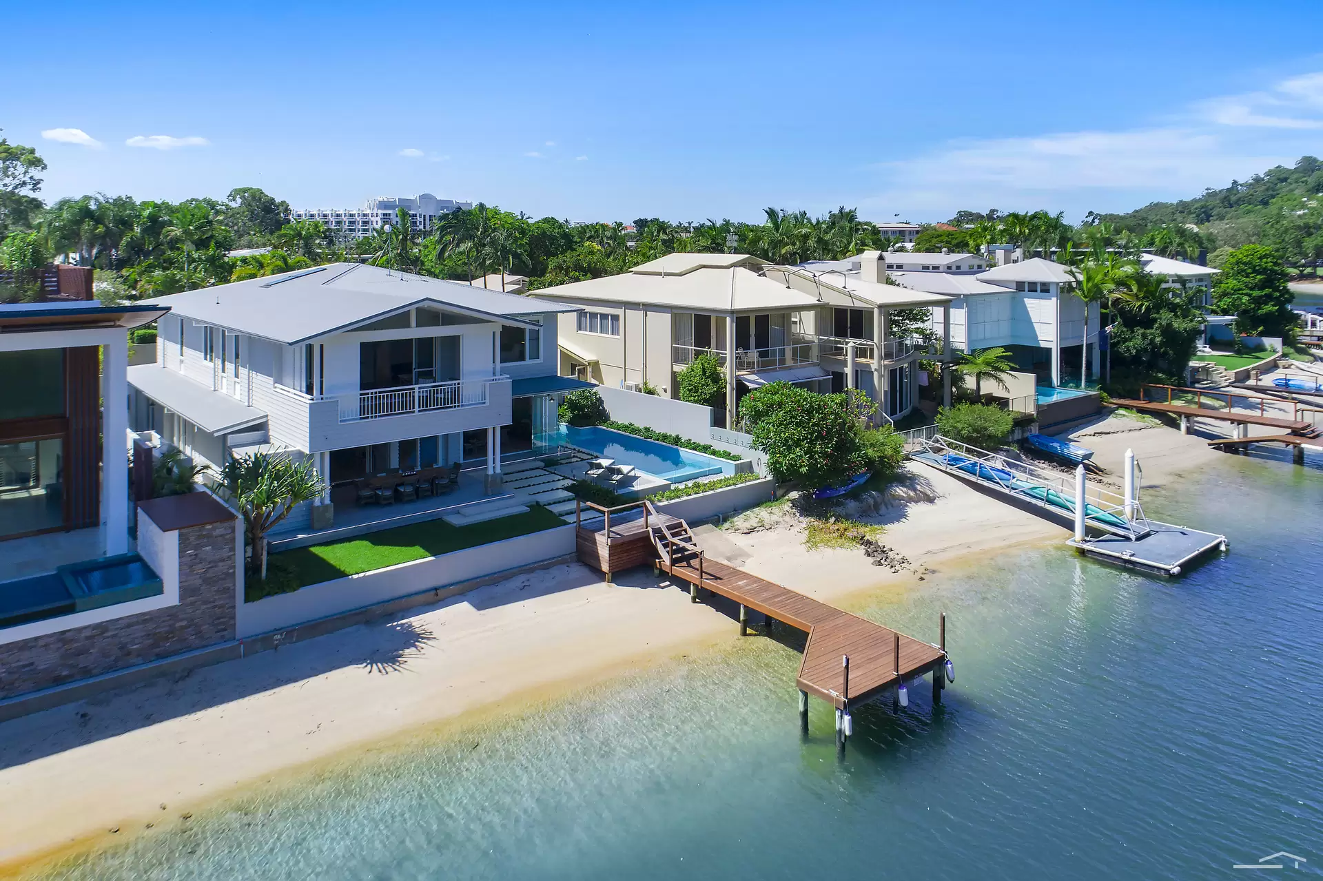 Photo #4: 45 Witta Circle, Noosa Heads - Sold by Ray White Noosa