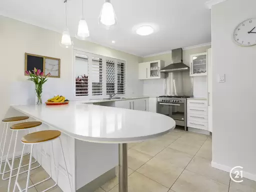 5 Crestview Drive, Peregian Springs Sold by Ray White Noosa - image 4