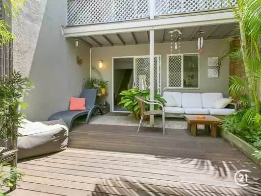 4/28 Kestrel Crescent, Peregian Beach Sold by Ray White Noosa
