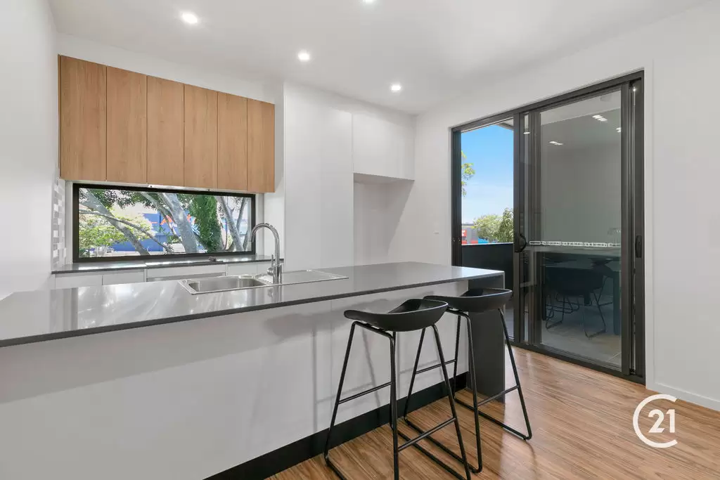 Photo #10: 2/1-3 Tolman Court, Maroochydore - Sold by Ray White Noosa