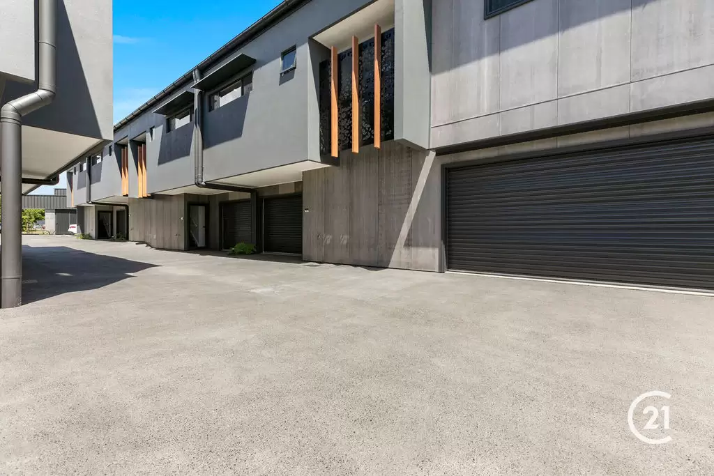 Photo #18: 2/1-3 Tolman Court, Maroochydore - Sold by Ray White Noosa