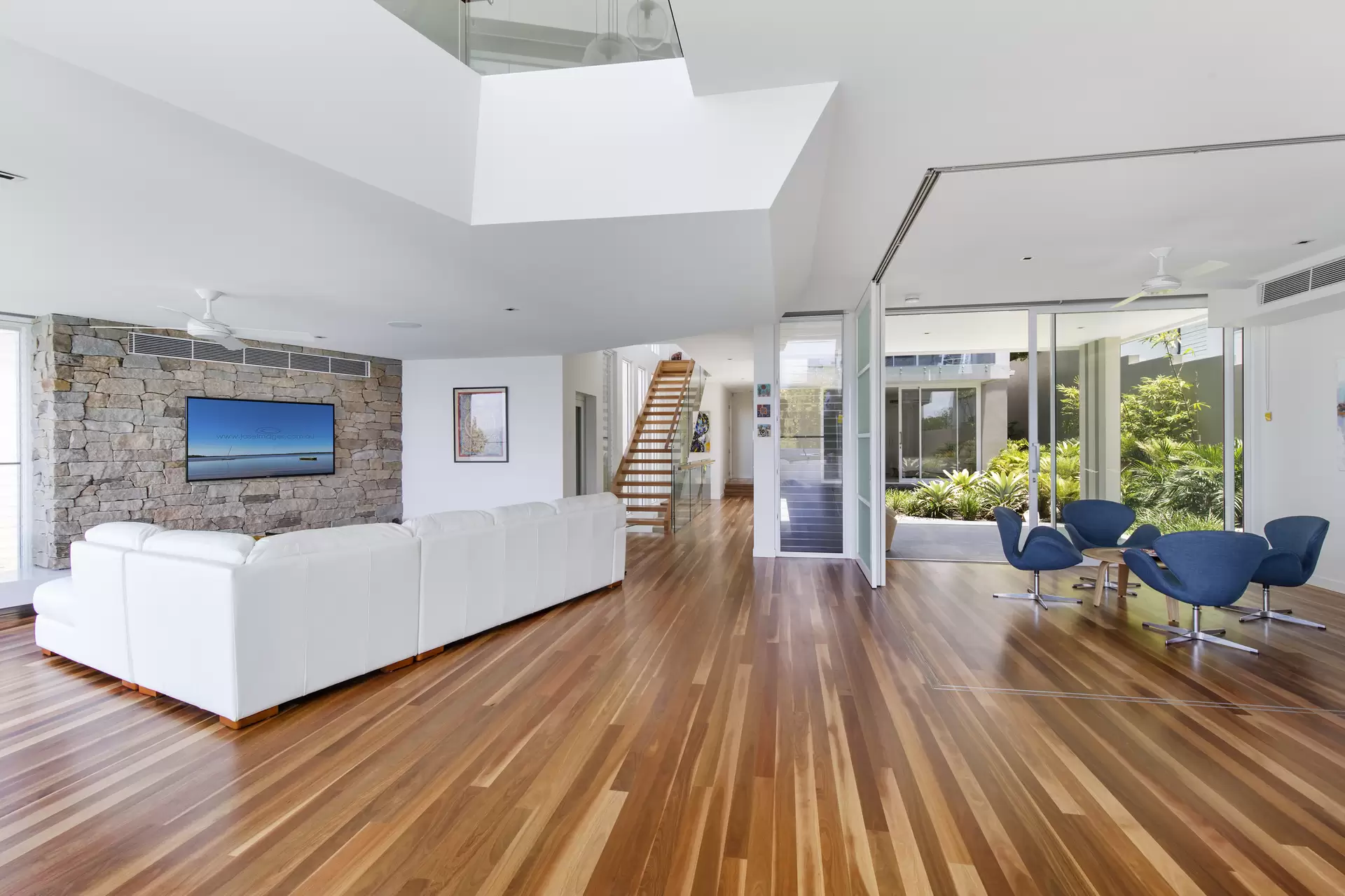 Photo #15: 29 McAnally Drive, Sunshine Beach - Sold by Ray White Noosa