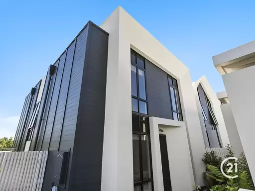1 Regency Court, Peregian Springs Sold by Ray White Noosa - image 2