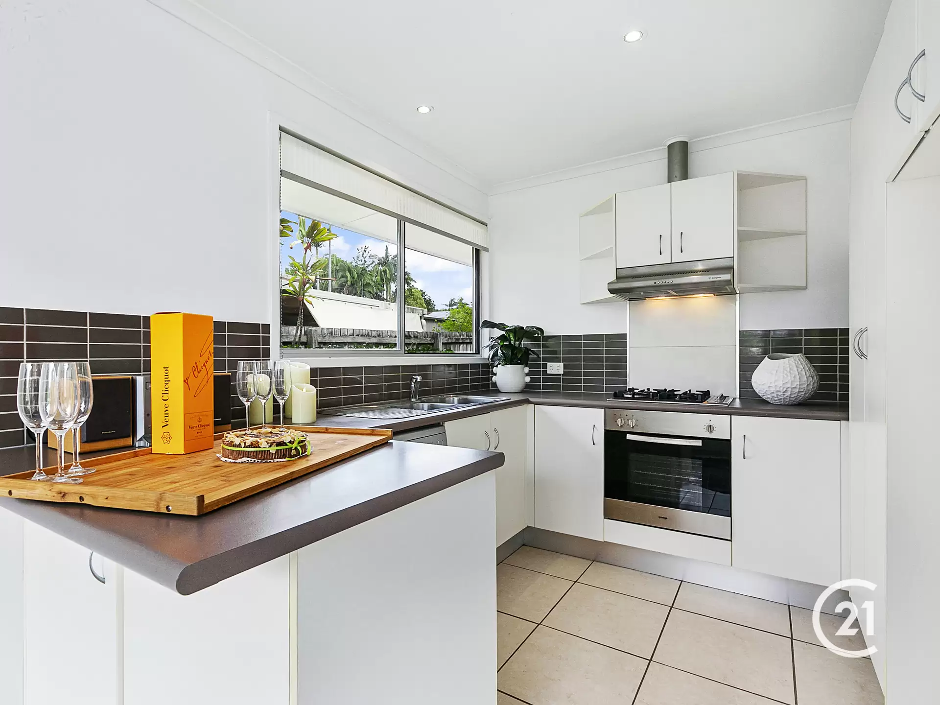 Photo #6: 4 Cambuca Court, Tewantin - Sold by Ray White Noosa