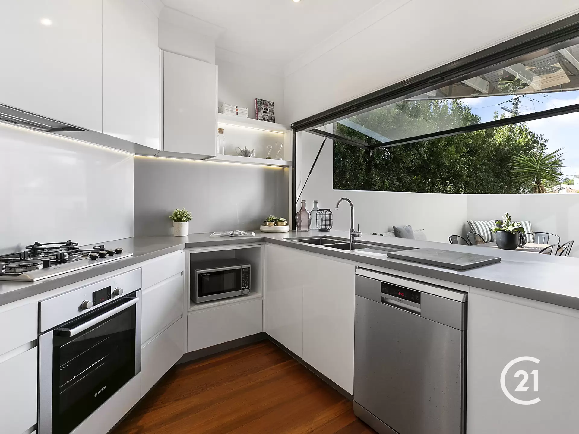 Photo #3: 1/21 Pacific Avenue, Sunshine Beach - Sold by Ray White Noosa
