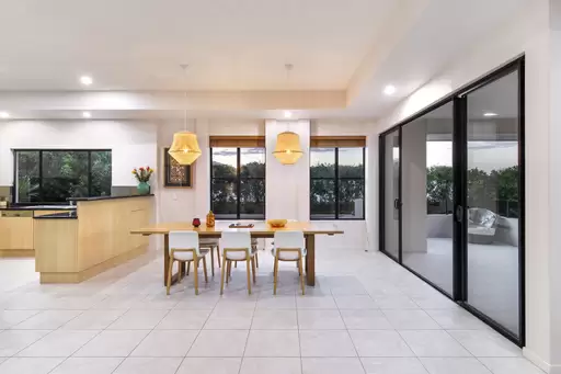 10 Mariners Place, Sunrise Beach Sold by Ray White Noosa - image 6
