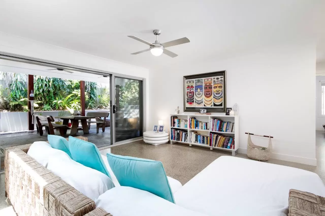 Photo #6: 18 Moonbeam Crescent, Castaways Beach - Sold by Ray White Noosa