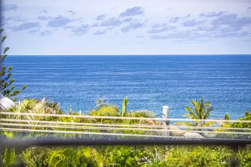 1/6 Crank Street, Sunshine Beach Sold by Ray White Noosa - image 1