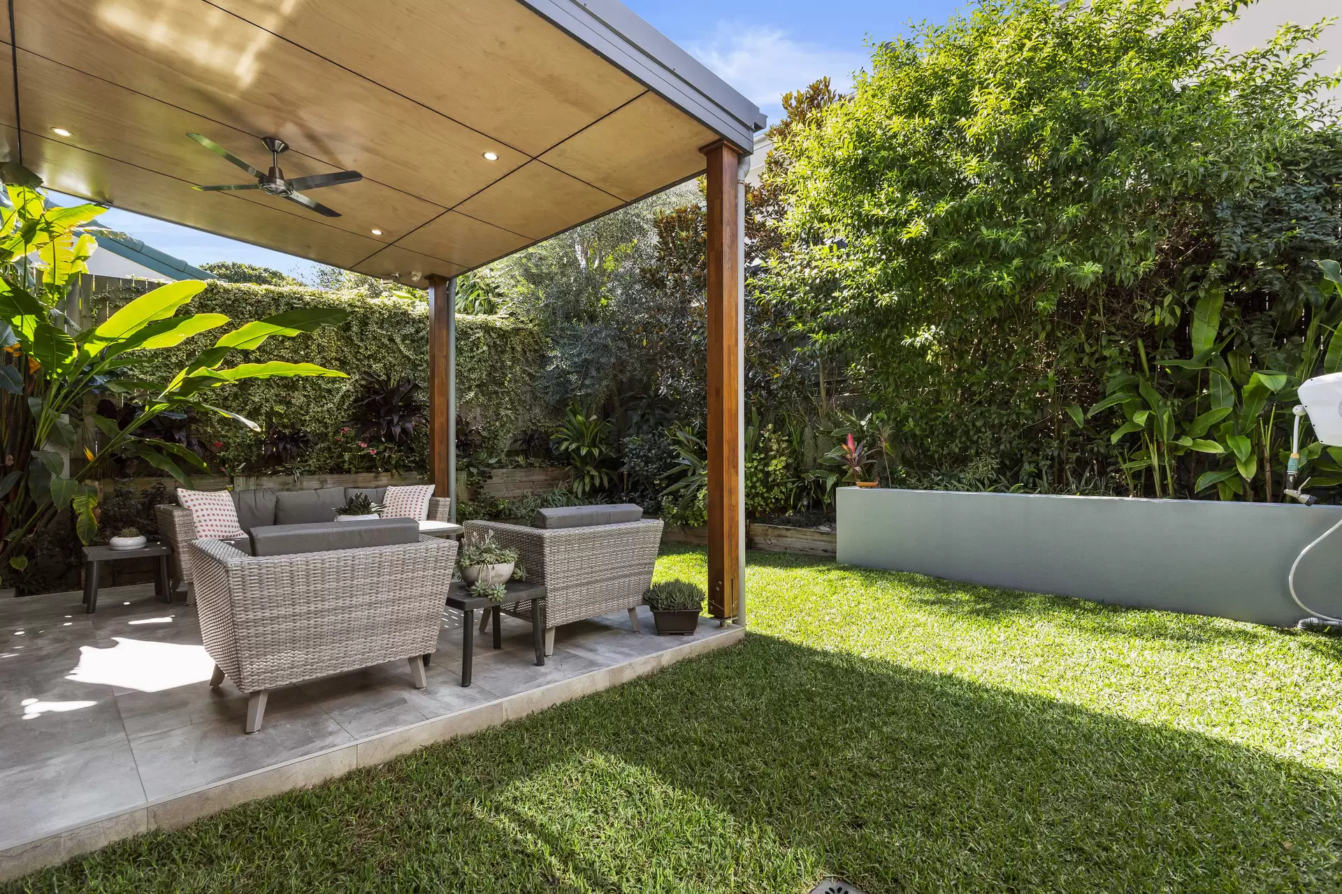 Photo #10: 2/6 Second Avenue, Coolum Beach - Sold by Ray White Noosa