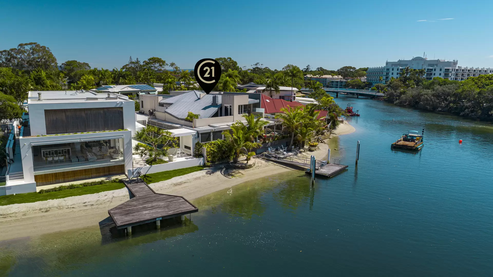 Photo #9: 25 Witta Circle, Noosa Heads - Sold by Ray White Noosa