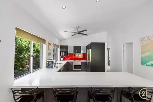 1/17 Sarena Court, Sunshine Beach Sold by Ray White Noosa - image 3