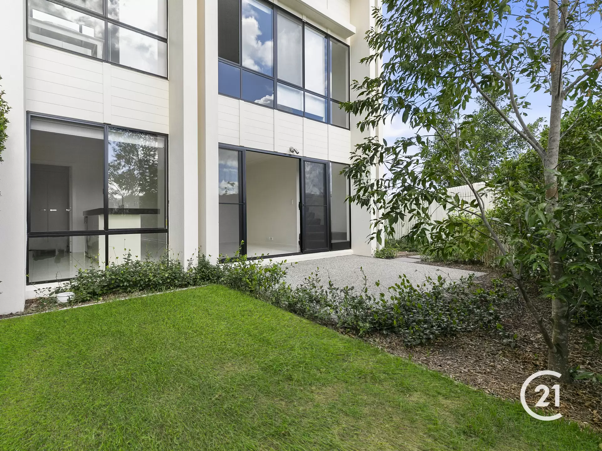 Photo #8: 26 Curlew Way, Peregian Springs - Sold by Ray White Noosa
