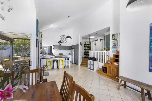 96 Pacific Avenue, Sunshine Beach Sold by Ray White Noosa - image 5