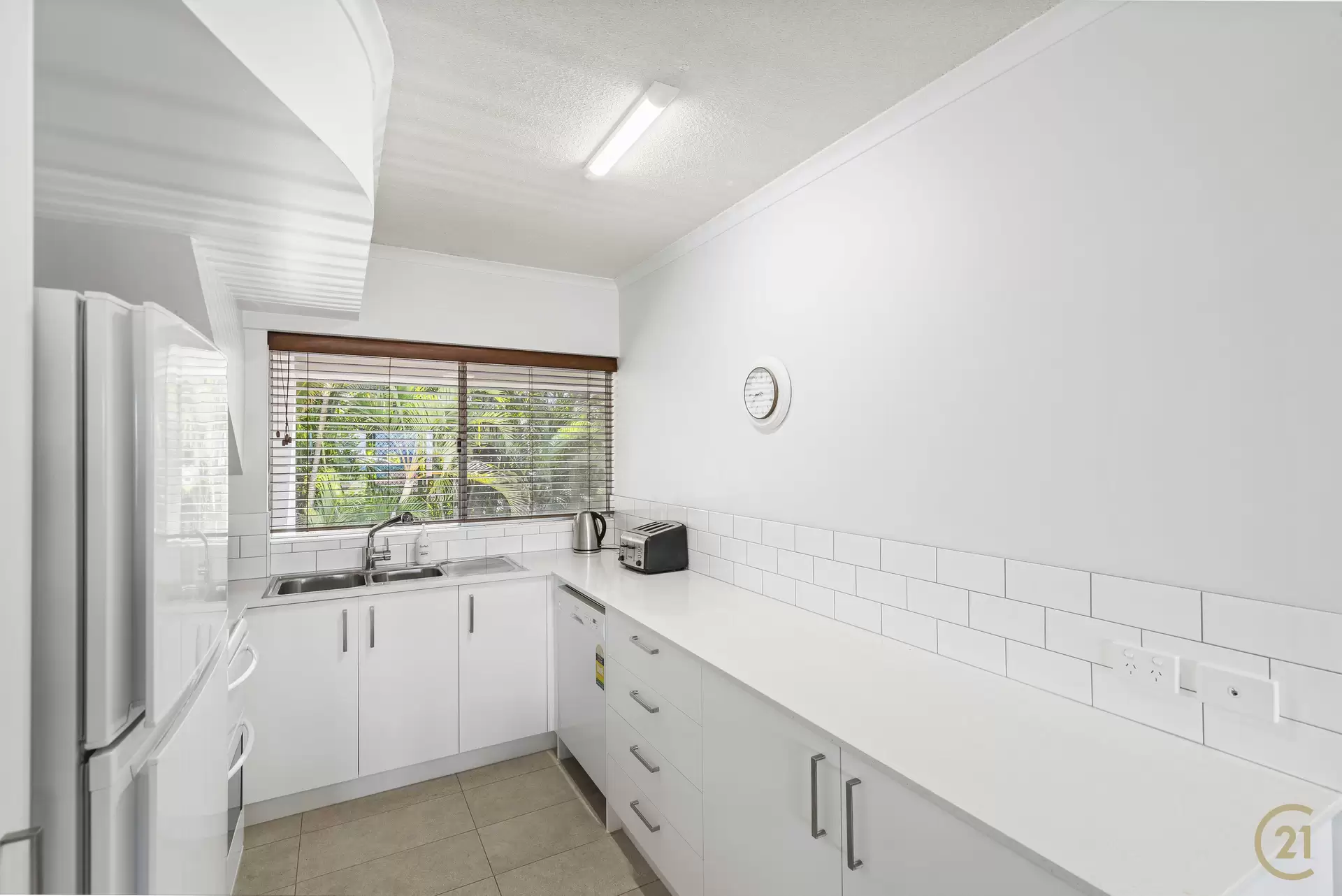Photo #7: 9/20-22 Douglas Street, Sunshine Beach - Sold by Ray White Noosa