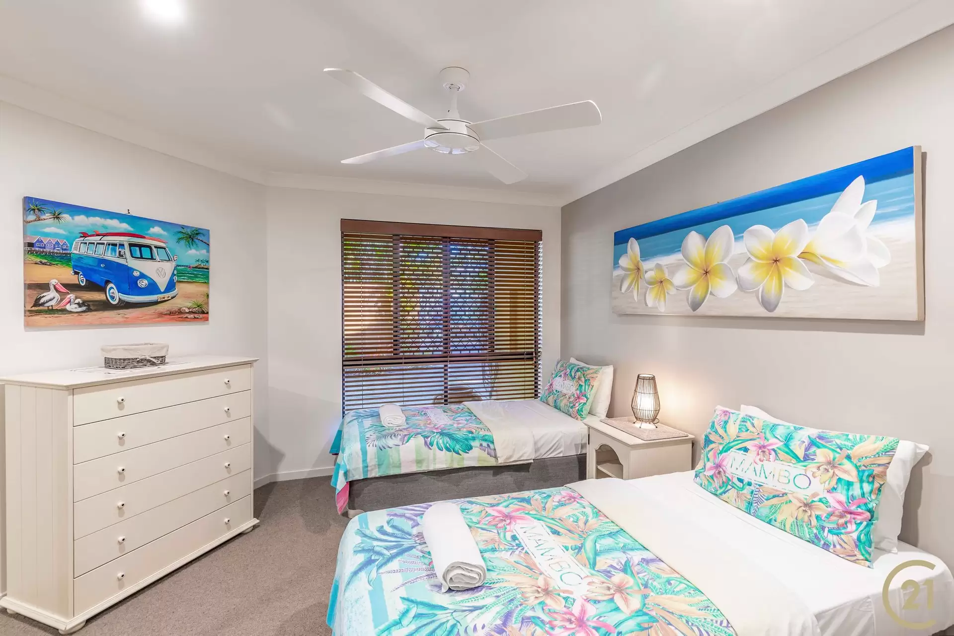 Photo #16: 2/10 Corona Street, Sunshine Beach - Sold by Ray White Noosa
