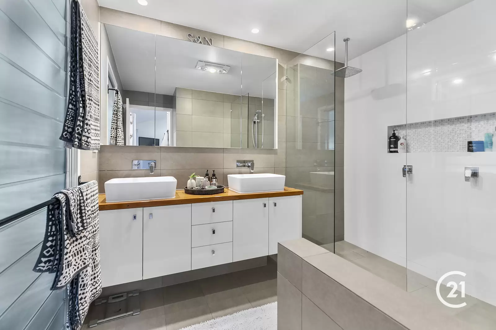 Photo #19: 11 Creek Road, Noosaville - Sold by Ray White Noosa