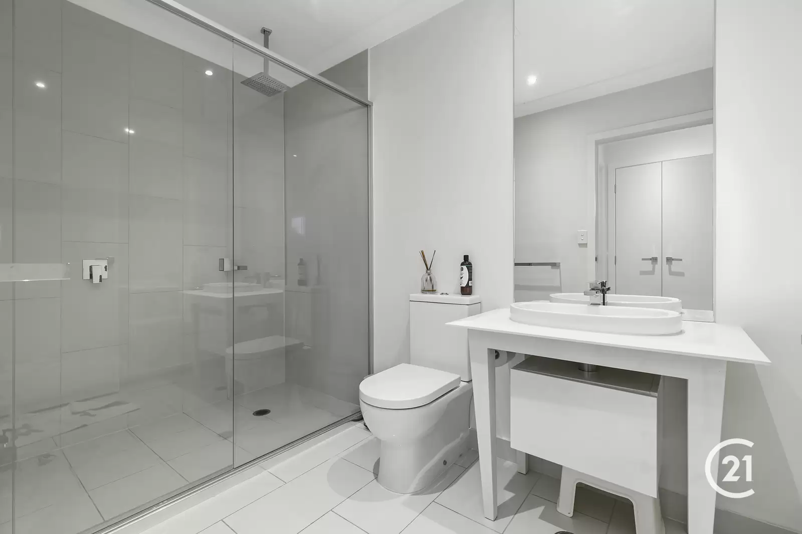 Photo #7: 19 Terraces Court, Peregian Springs - Sold by Ray White Noosa