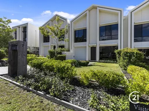 7 Curlew Way, Peregian Springs Sold by Ray White Noosa - image 1