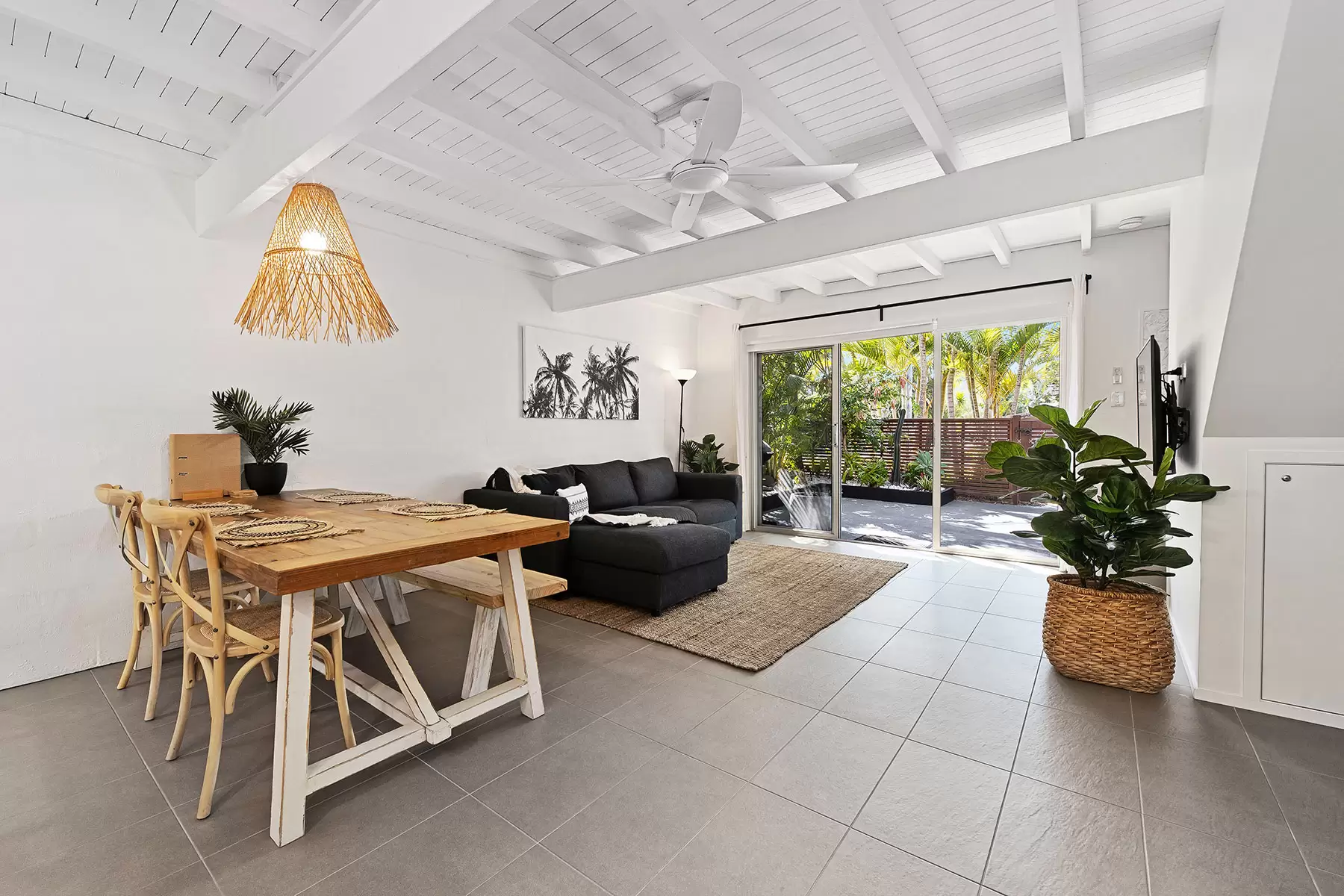Photo #11: 1/25 Coral Tree Avenue, Noosa Heads - Sold by Ray White Noosa