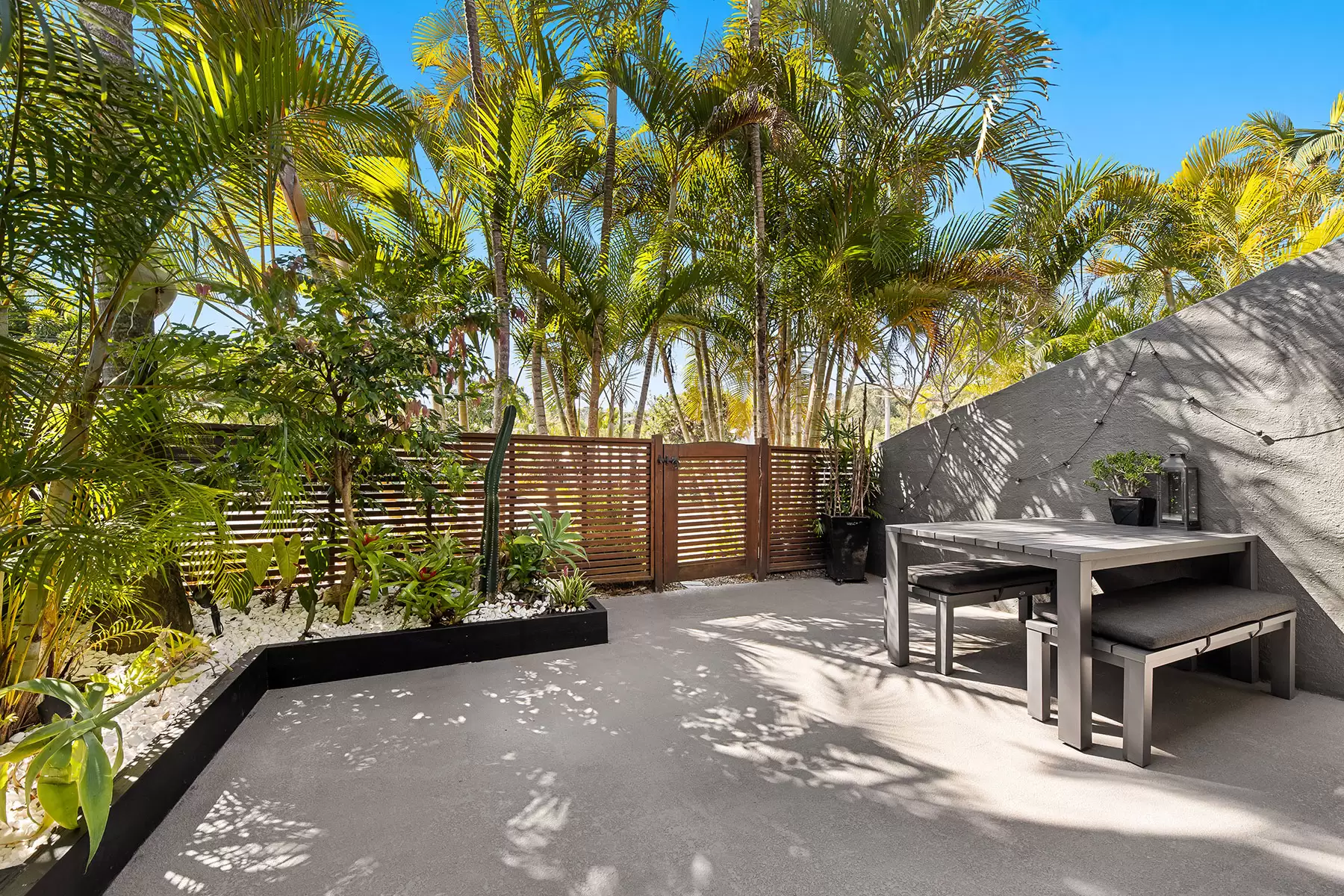Photo #5: 1/25 Coral Tree Avenue, Noosa Heads - Sold by Ray White Noosa